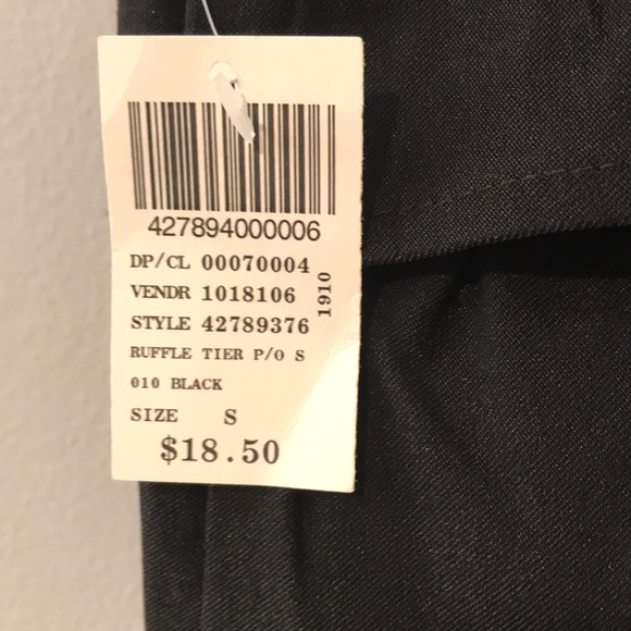 Wet seal shorts - Picture 2 of 3